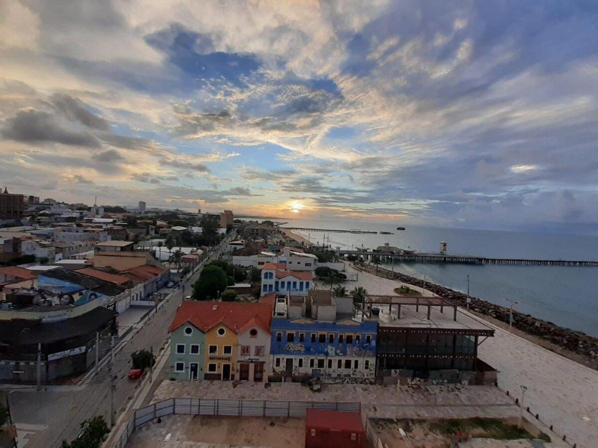 205 Flat Mobiliado Com Vista Lateral Mar Na Praia De Iracema Leilighet Fortaleza  Eksteriør bilde